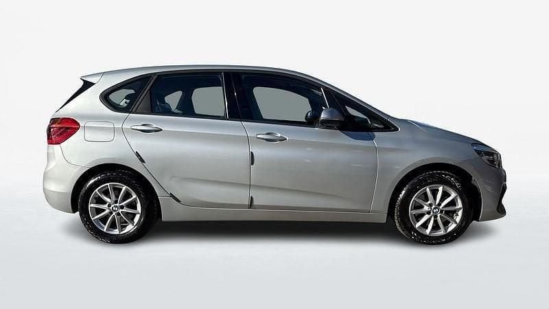 Usata BMW 218 Advantage 149 CV (109 kW) 2018 Grigio chiaro Station wagon