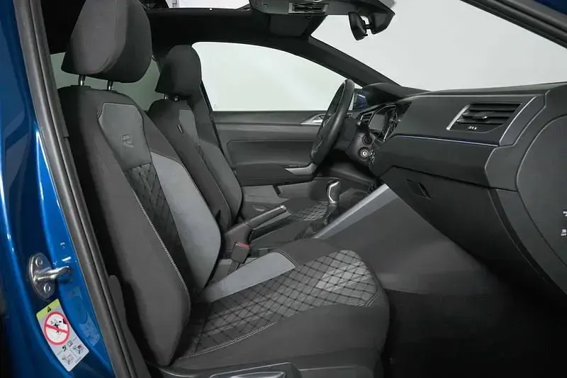 Usata VW Taigo R-line 116 CV (85 kW) 2025 Blu SUV