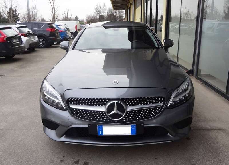 Usata Mercedes C220 194 CV (142 kW) 2018 Grigio Coupé