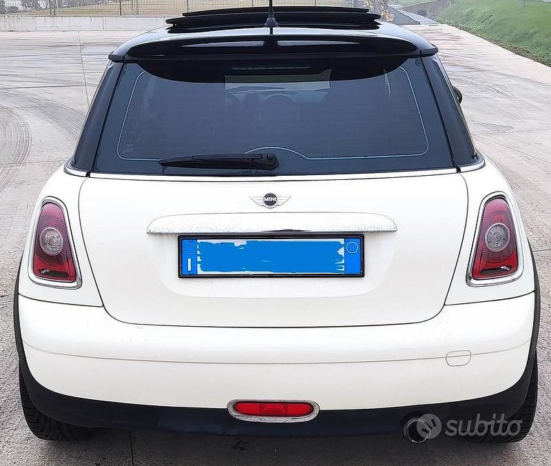 Usata Mini Cooper D 109 CV (80 kW) 2008 Utilitaria