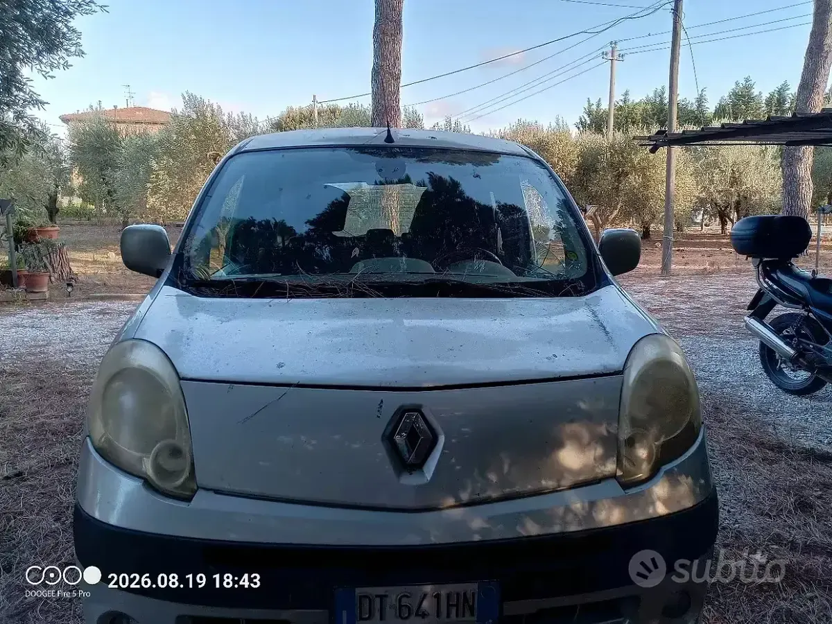 Usata Renault Kangoo 85 CV (62 kW) 2009 Monovolume