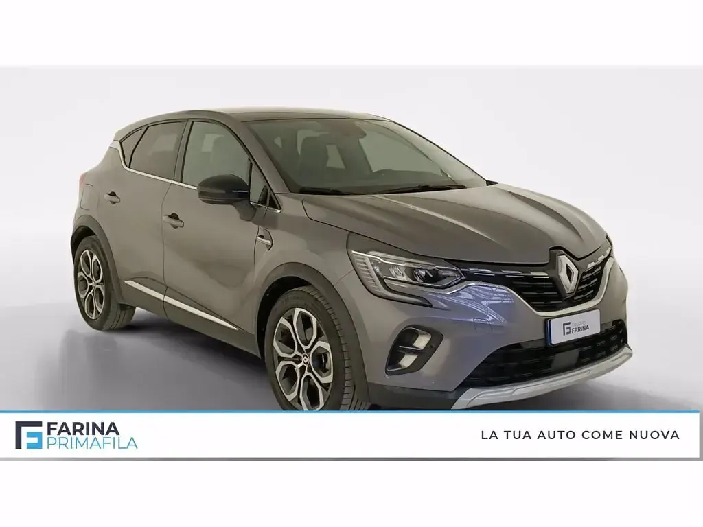 Usata Renault Captur Intens 143 CV (105 kW) 2022 Grigio scuro SUV