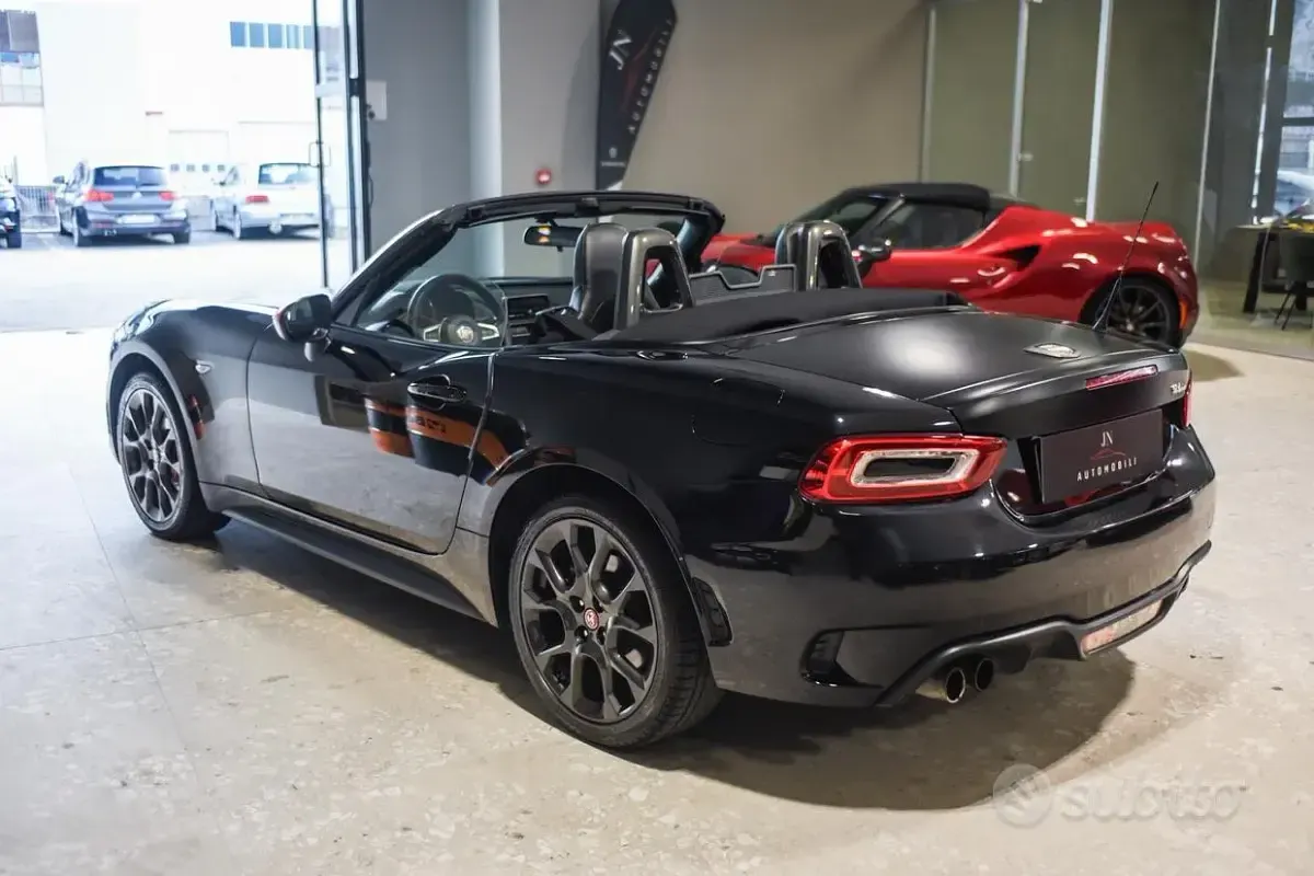 Usata Abarth 124 Spider 170 CV (125 kW) 2018 Other Cabrio