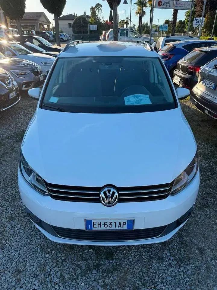 Usata VW Touran Comfortline 105 CV (77 kW) 2011 Bianco Monovolume