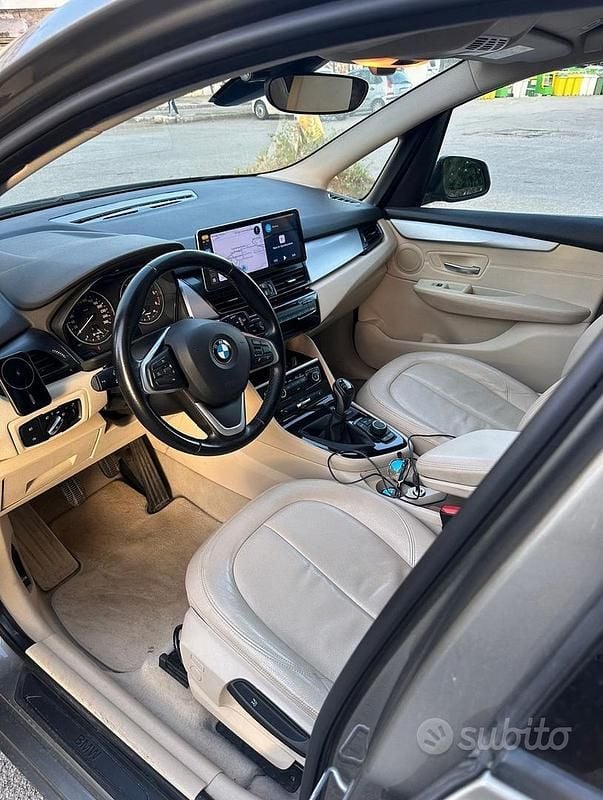 Usata BMW 216 Gran Tourer Advantage 116 CV (85 kW) 2017 Marrone Monovolume