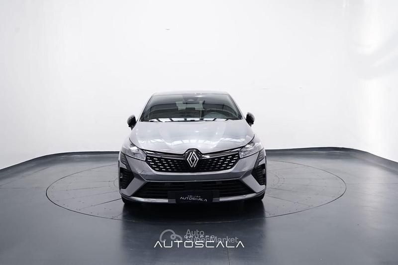 Usata Renault Clio V Techno 91 CV (66 kW) 2024 Grigio Berlina