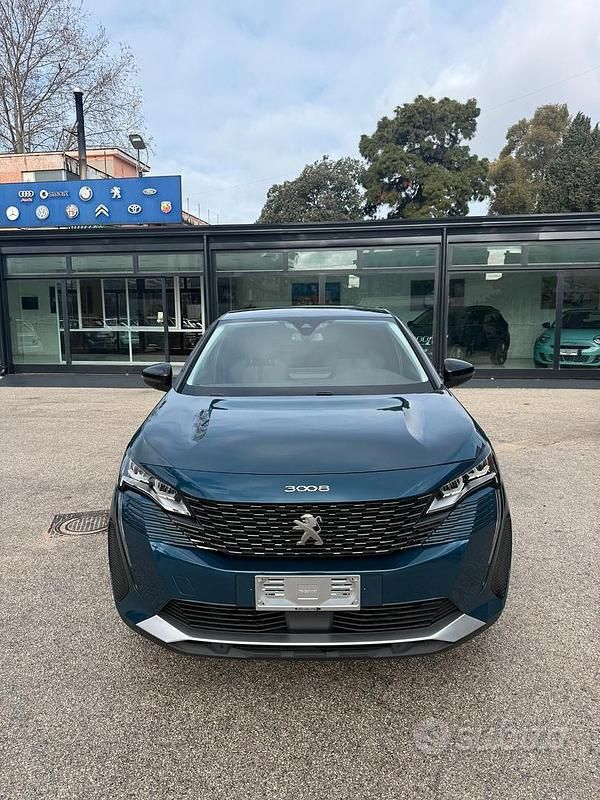 Usata Peugeot 3008 Allure 131 CV (96 kW) 2022 Grigio SUV