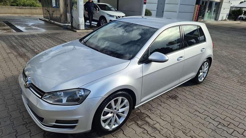 Usata VW Golf VII Highline 105 CV (77 kW) 2015 Berlina