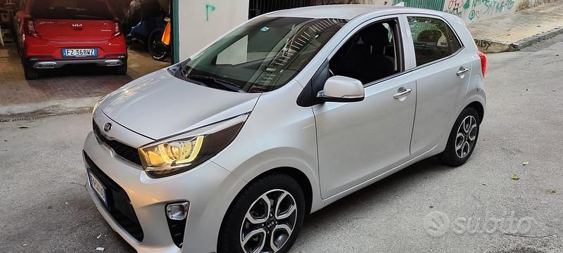 Usata Kia Picanto 67 CV (49 kW) 2018 Grigio Utilitaria