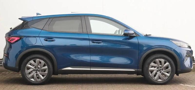 Usata BYD Atto 3 Design 64 kW (88 CV) 2026 Iris blue SUV