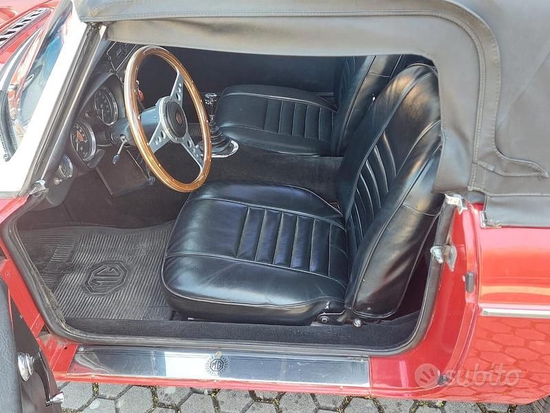 Usata MG B 95 CV (69 kW) 1960 Rosso Cabrio