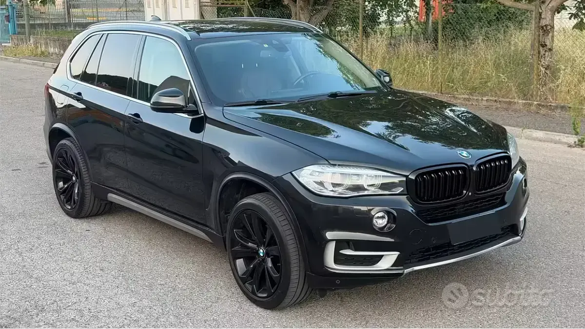 Usata BMW X5 Sport Line 231 CV (169 kW) 2015 Nero SUV