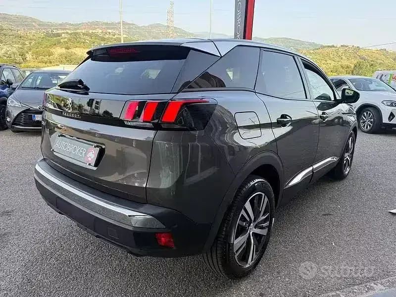 Usata Peugeot 3008 Allure 131 CV (96 kW) 2023 Other SUV