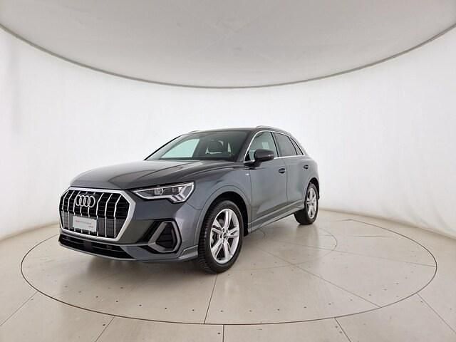 Grigio daytona perlato Usata 2024 Audi Q3 S-Line SUV | 37.900 € (Super prezzo) - Immagine 1/4