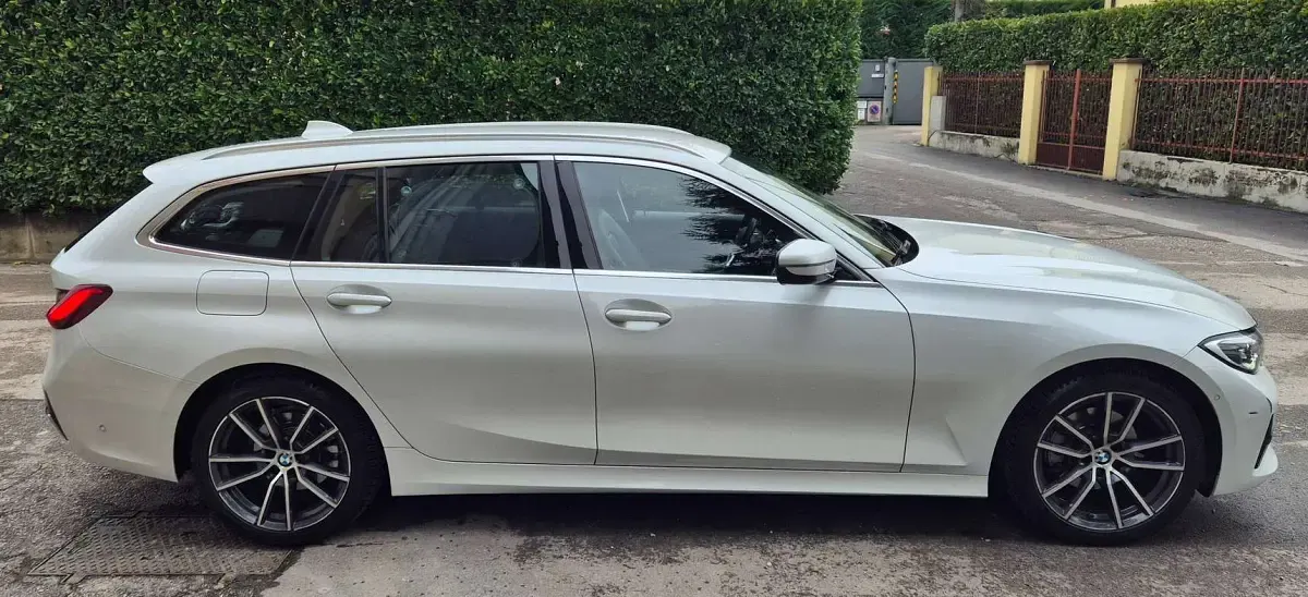 Usata BMW 320 Gran Turismo Luxury Line 190 CV (139 kW) 2020 Bianco Coupé