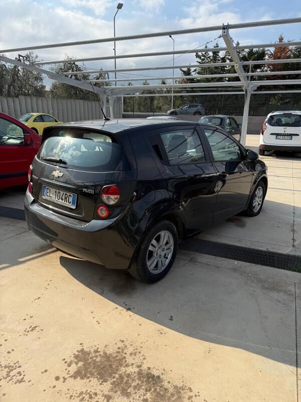 Usata Chevrolet Aveo LT 86 CV (63 kW) 2012 Nero Berlina