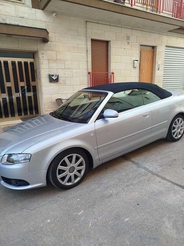 Usata Audi A4 Cabriolet 140 CV (102 kW) 2009 Cabrio