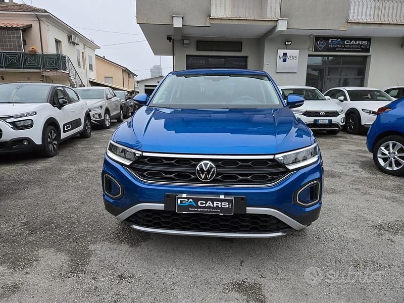 Usata VW T-Roc Edition 110 CV (80 kW) 2022 Blu SUV