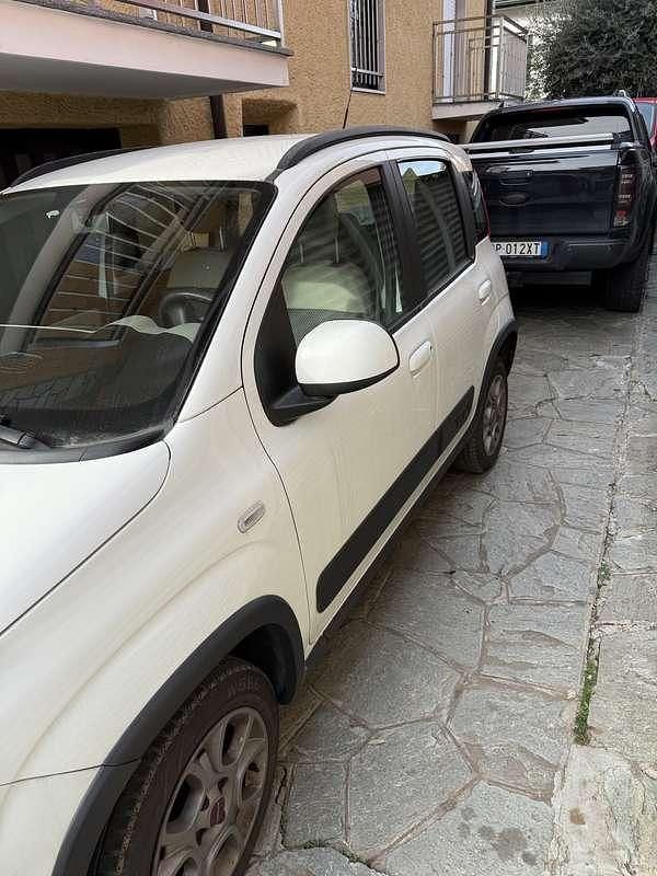 Usata Fiat Panda 4x4 95 CV (69 kW) 2015 Utilitaria