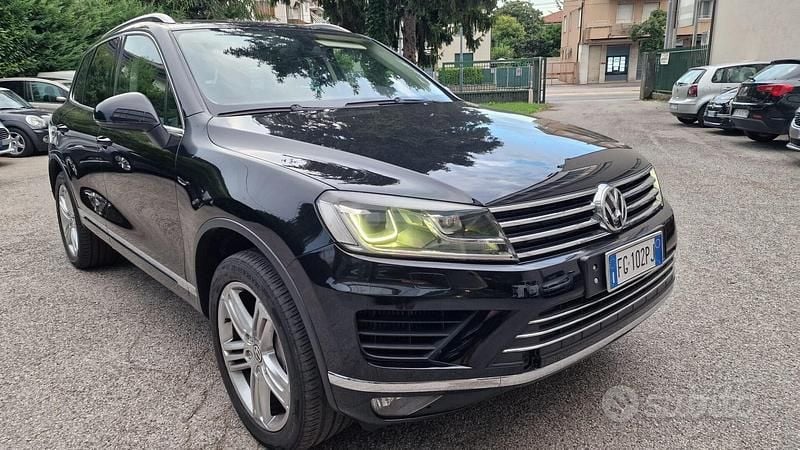 Usata VW Touareg 204 CV (150 kW) 2017 Nero SUV