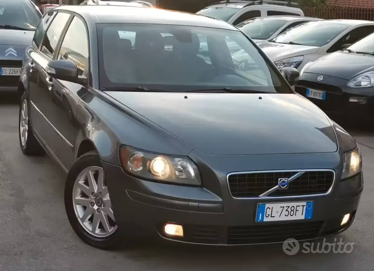 Usata Volvo V50 109 CV (80 kW) 2007 Nero Station wagon