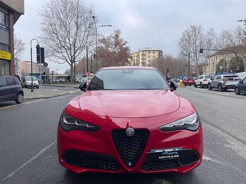 Usata Alfa Romeo Stelvio Sprint 160 CV (117 kW) 2023 Rosso SUV