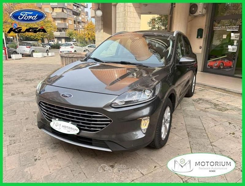 Usata Ford Kuga Titanium 120 CV (88 kW) 2021 Grigio SUV