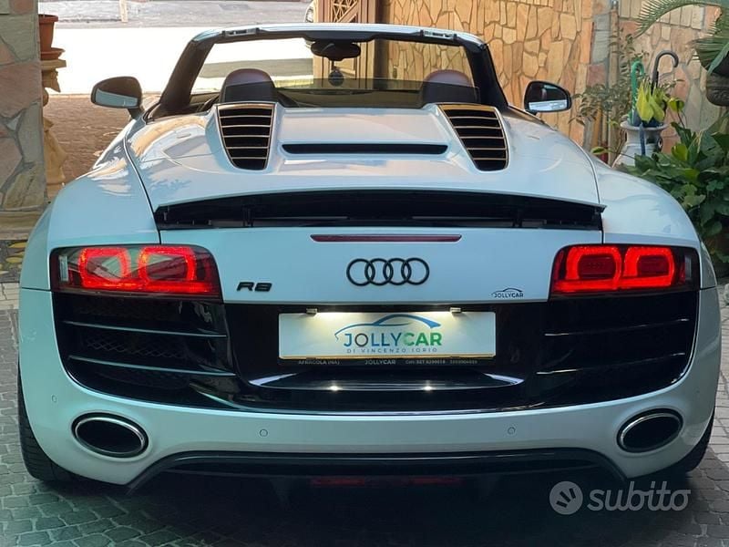 Usata Audi R8 Spyder 524 CV (385 kW) 2011 Bianco Cabrio