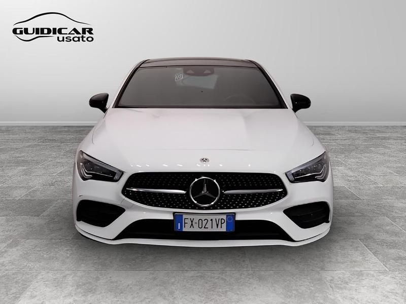 Usata Mercedes CLA200 Premium 150 CV (110 kW) 2019 Bianco Coupé