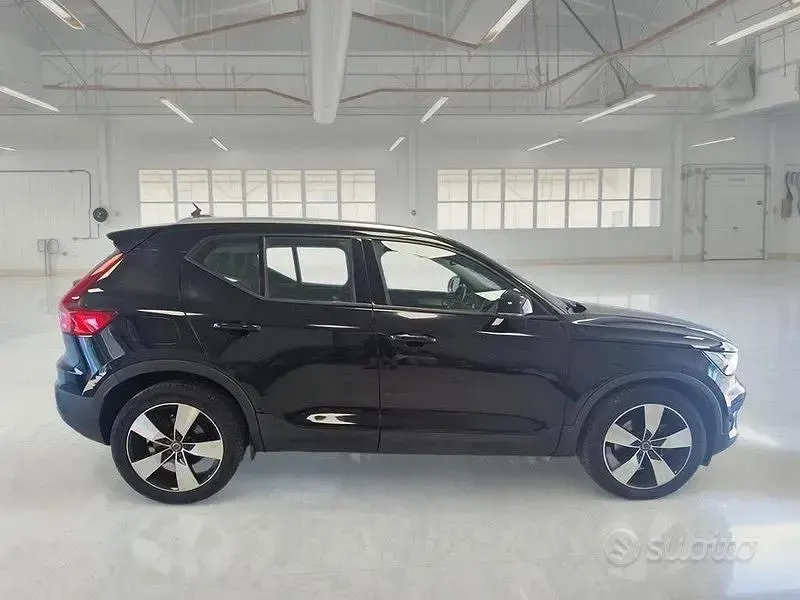 Usata Volvo XC40 Business Edition 190 CV (139 kW) 2020 Nero SUV