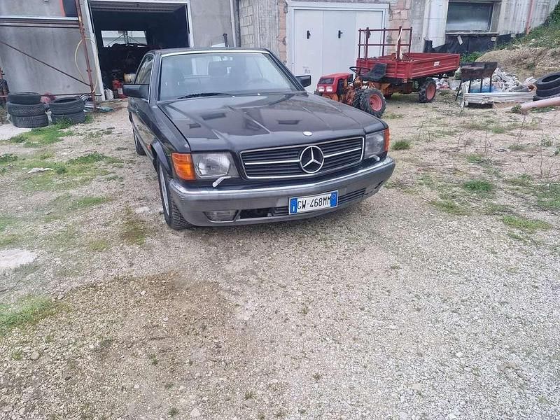 Usata Mercedes 560 299 CV (219 kW) 1989 Grigio Coupé
