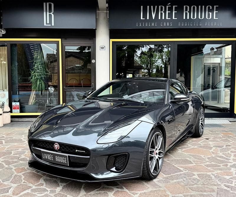 Usata Jaguar F-Type 300 CV (220 kW) 2019 Grigio Coupé