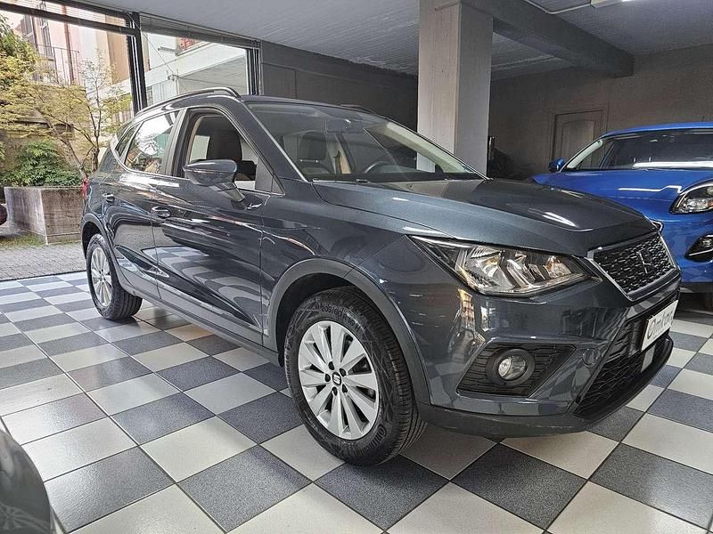 Usata Seat Arona Style 116 CV (85 kW) 2019 Blu/azzurro SUV