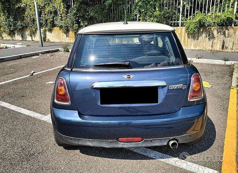 Usata Mini Cooper D 112 CV (82 kW) 2011 Utilitaria