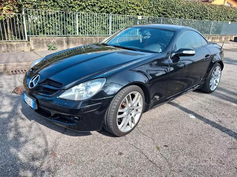 Usata Mercedes SLK280 231 CV (169 kW) 2007 Nero Cabrio