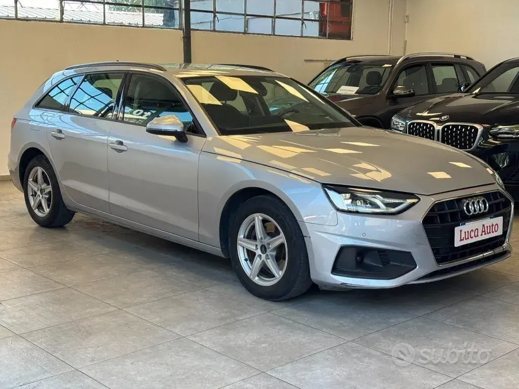 Usata Audi A4 Ambiente 136 CV (100 kW) 2022 Grigio Station wagon