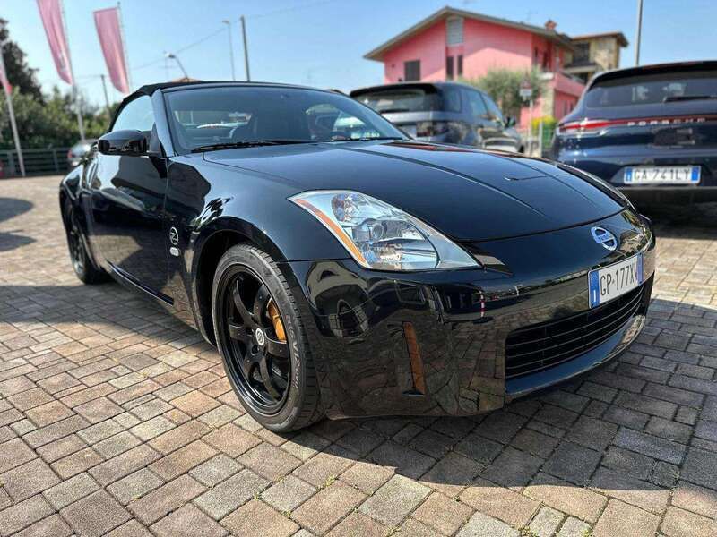 Nero Usata 2005 Nissan 350Z Cabrio | 21.700 € (Buon prezzo) - Immagine 1/4