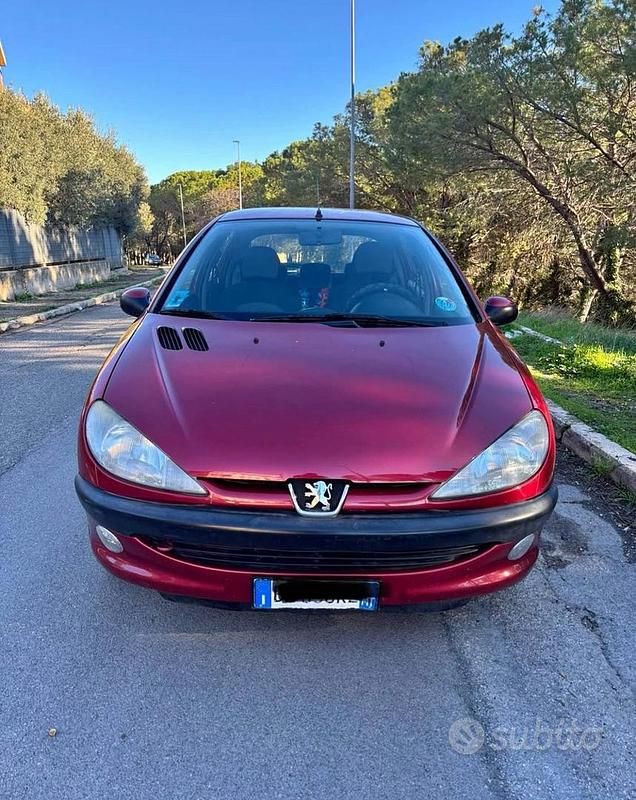 Usata Peugeot 206 71 CV (52 kW) 2000 Utilitaria