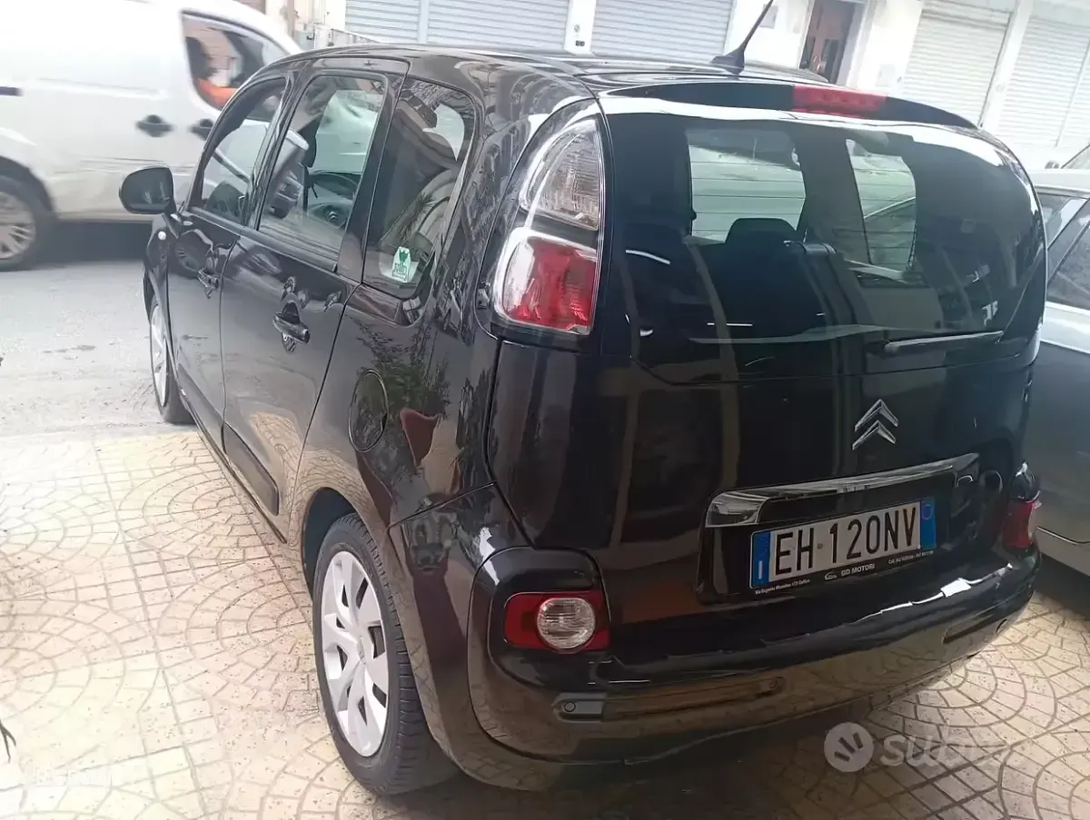 Usata Citroën C3 Picasso Exclusive 92 CV (67 kW) 2011 Nero Monovolume