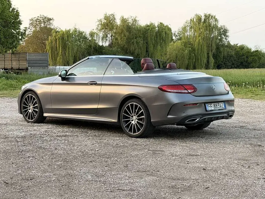 Usata Mercedes C220 Premium 170 CV (125 kW) 2017 Cabrio
