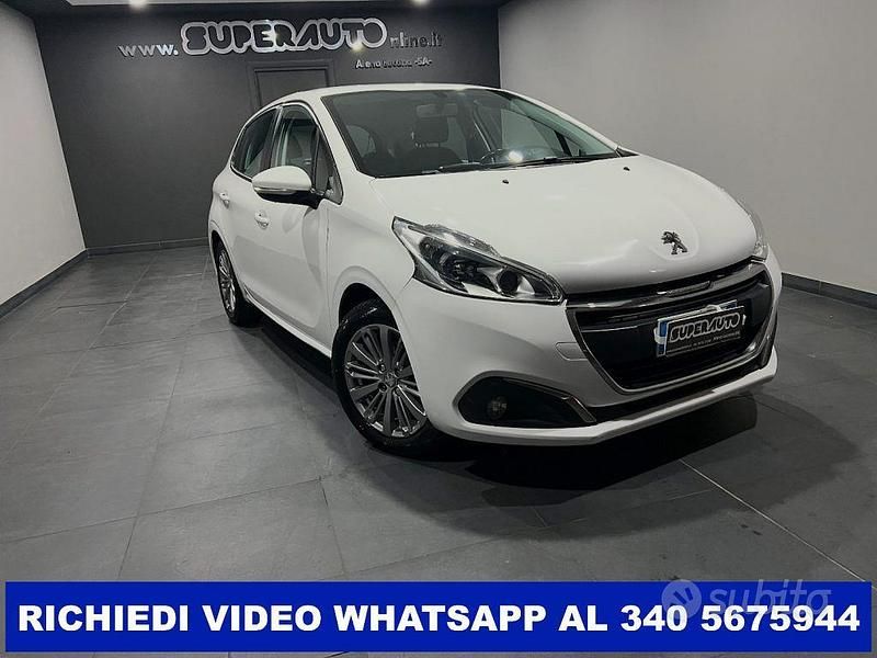 Usata Peugeot 208 Allure 75 CV (55 kW) 2017 Bianco Utilitaria