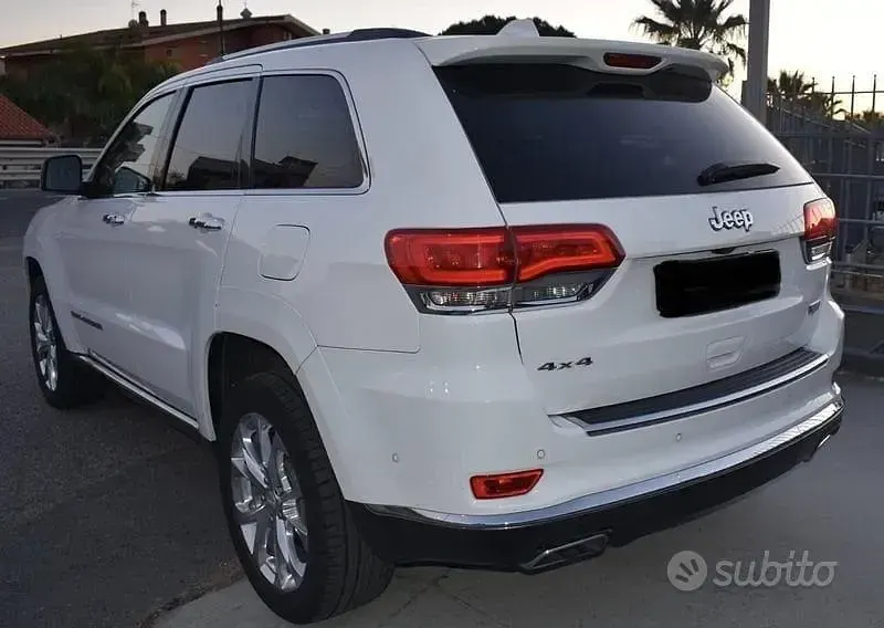 Usata Jeep Grand Cherokee Summit 250 CV (183 kW) 2019 Bianco pastello SUV