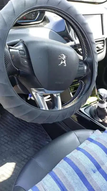 Używany Peugeot 2008 Crossway 120 KM (88 kW) 2016 Szary SUV