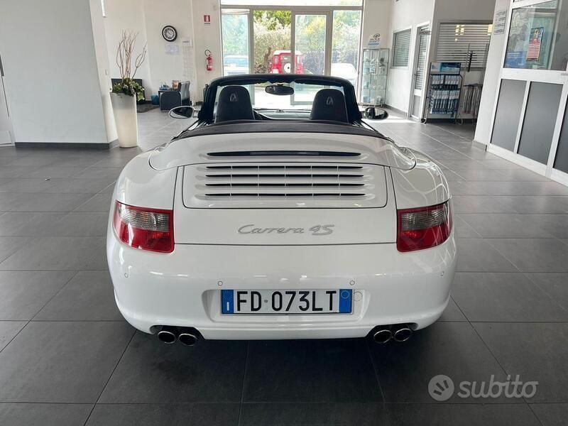 Usata Porsche 911 Carrera 4S Cabriolet 355 CV (261 kW) 2007 Bianco Cabrio