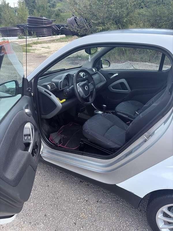 Bianco Usata 2008 Smart ForTwo Coupé Passion Due volumi | 3000 € (Ottimo prezzo) - Immagine 1/4