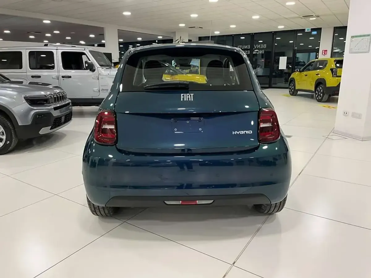 Nuova Fiat 500 65 CV (47 kW) 2025 Ocean green Berlina