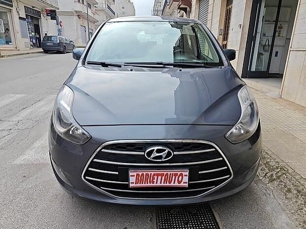 Usata Hyundai ix20 90 CV (66 kW) 2016 Grigio Utilitaria