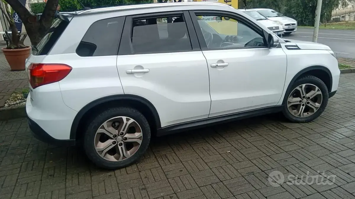 Usata Suzuki Vitara 120 CV (88 kW) 2018 SUV