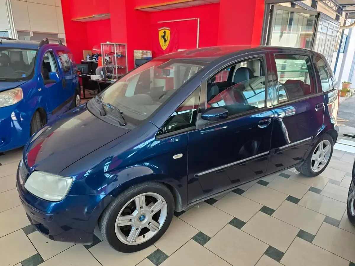 Usata Fiat Idea 90 CV (66 kW) 2007 Blu Monovolume