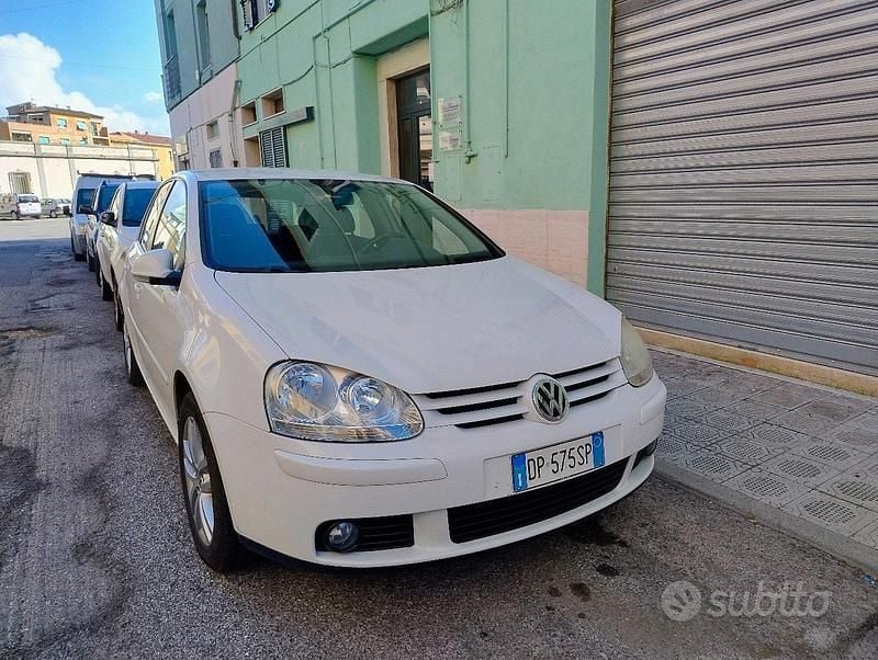 Usata VW Golf V 2008 Bianco Utilitaria